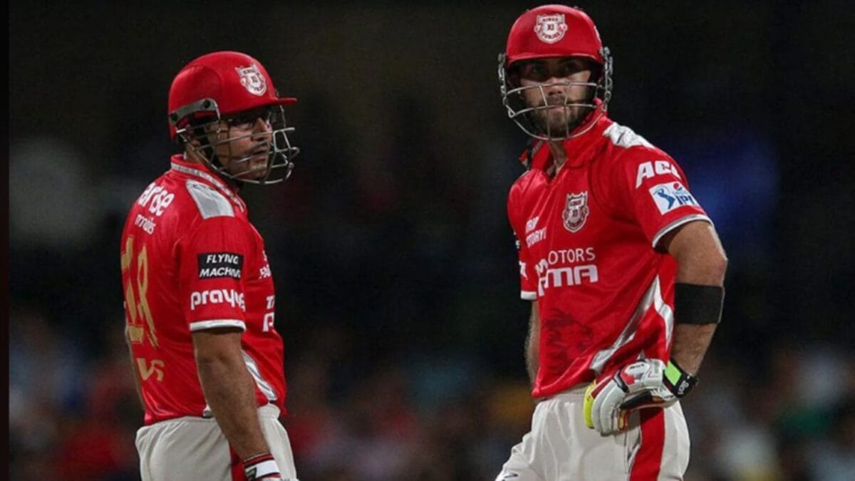 Virender Sehwag & Glenn Maxwell Controversy